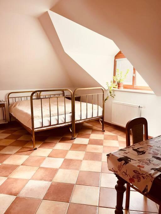 Apartman Se Zahradou 20 Minut Do Centra Prahy Ořech Kültér fotó
